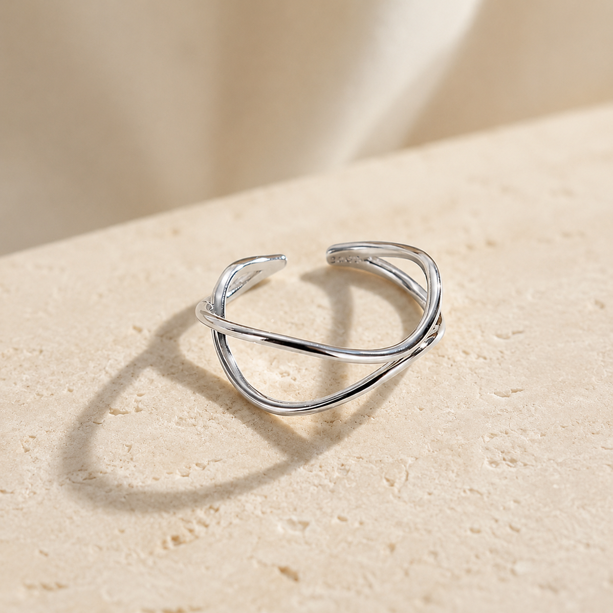 Elia - Interwoven Ring